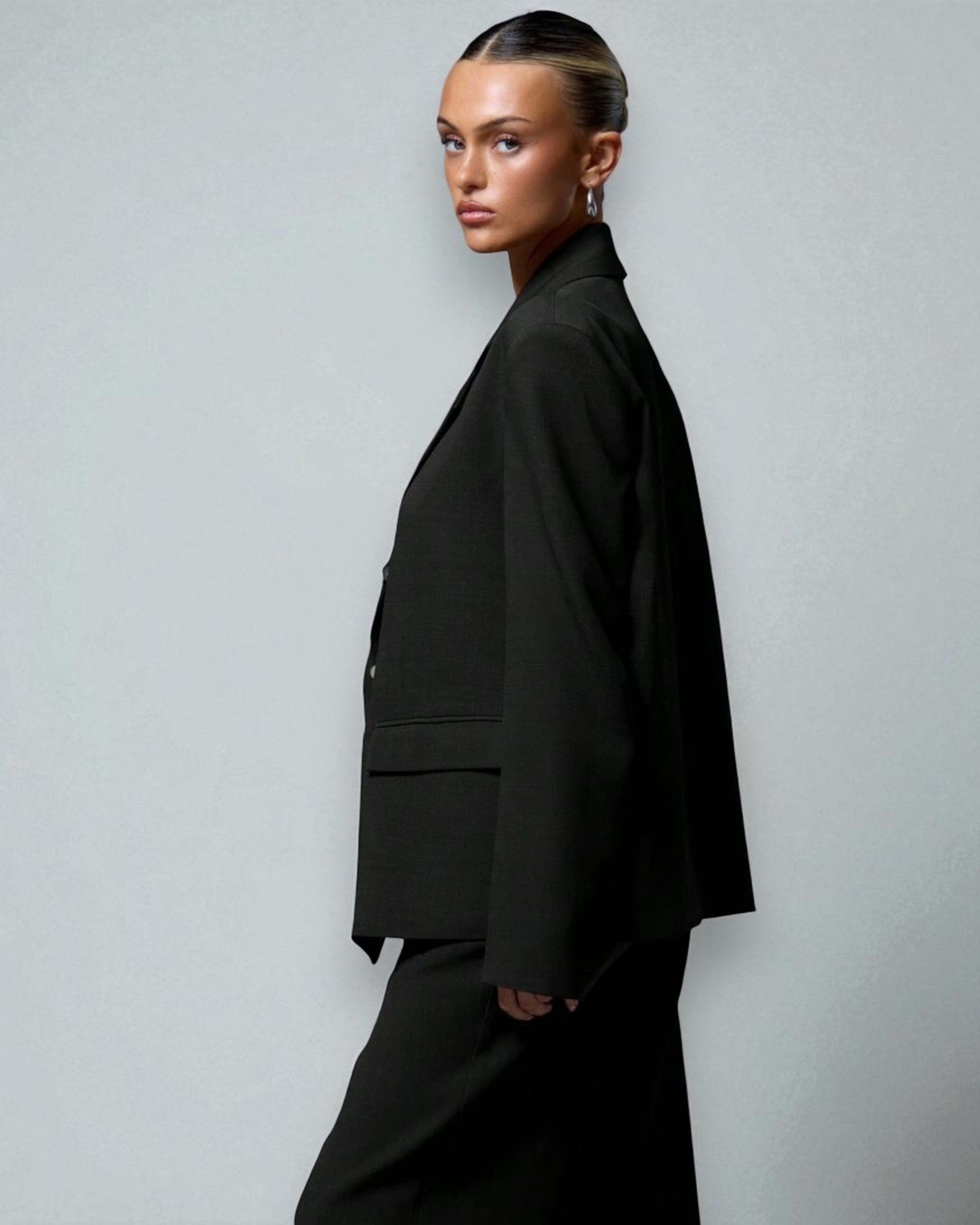 Liora™ | Double-Breasted Oversized Blazer