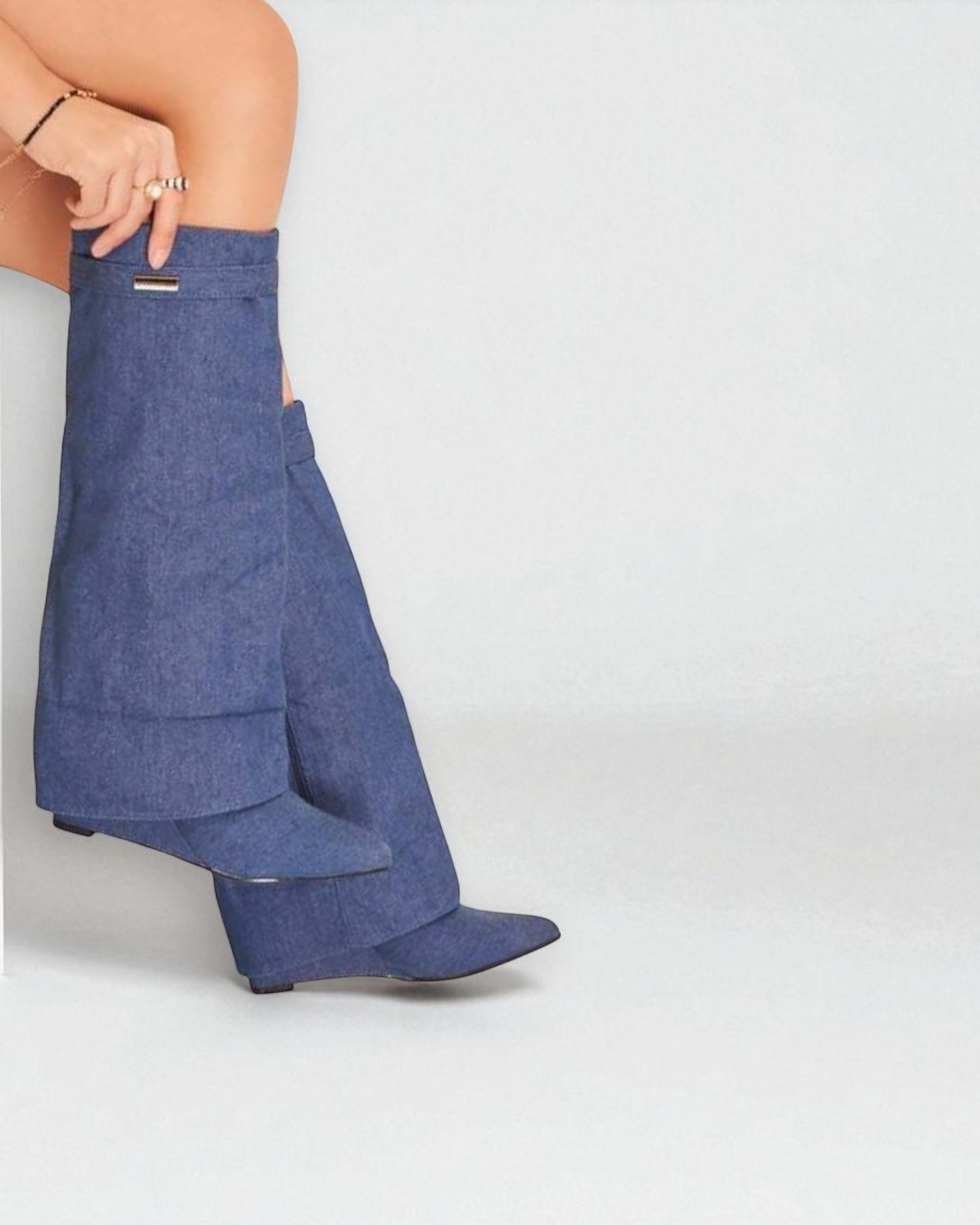 Liora™ | Cuissardes Élégance Gold-Plated Boots