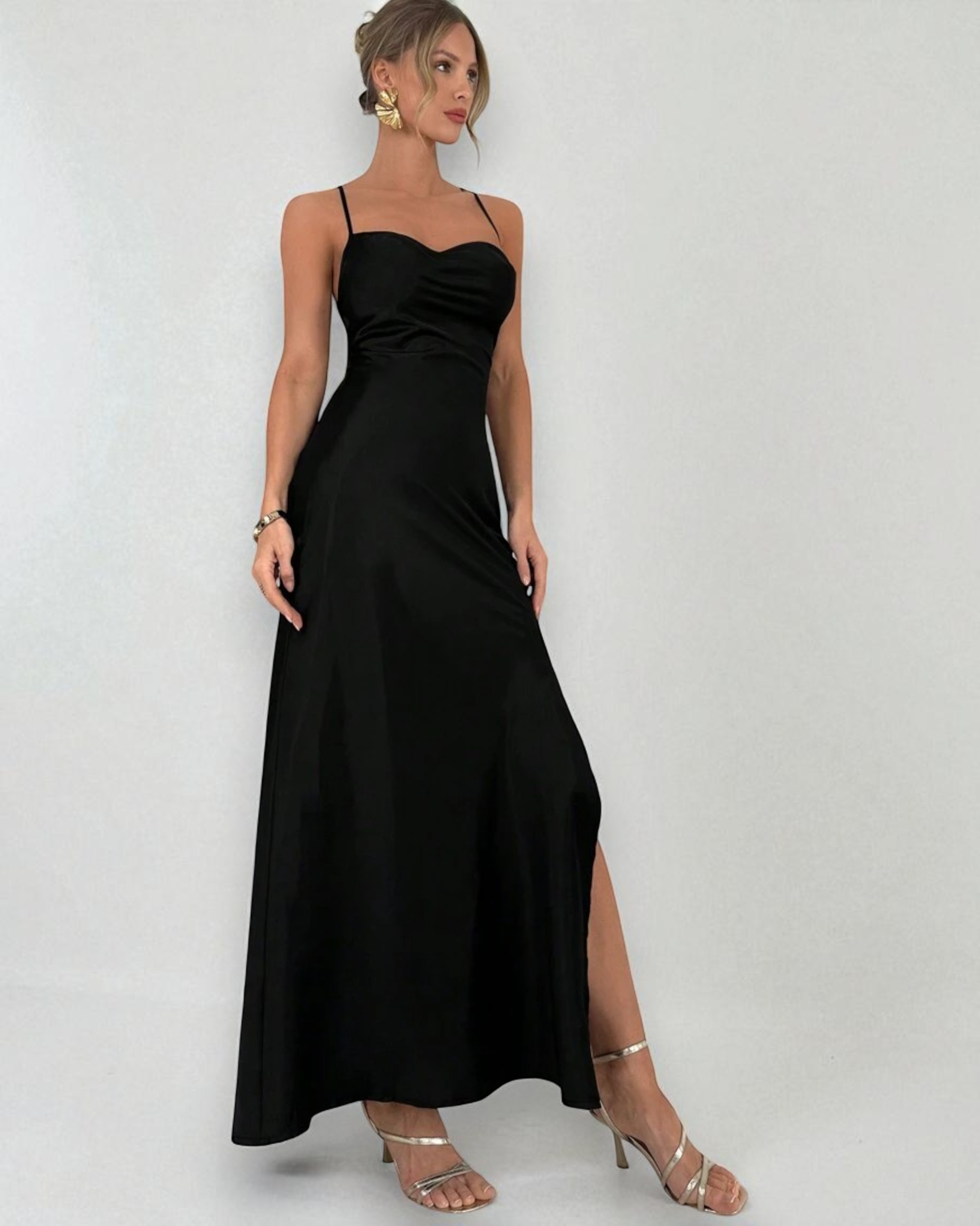 Liora™ |Cross-Back Bodycon Dress
